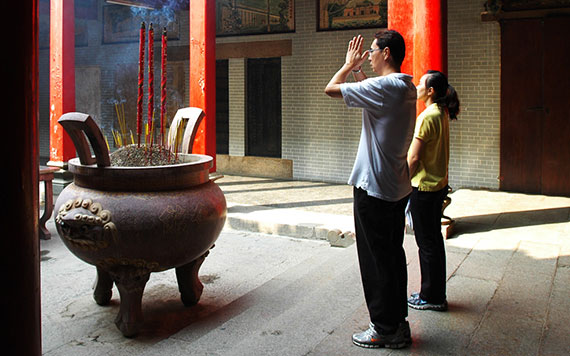Ho Chi Minh Half Day Temples