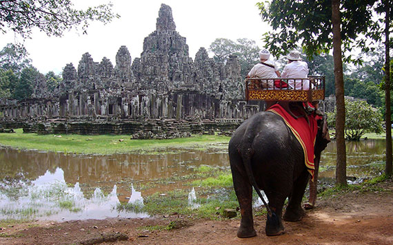 Siem Reap – Half Day Sunrise At Angkor Wat + Angkor Thom Tour By Tuktuk + Elephant Ride